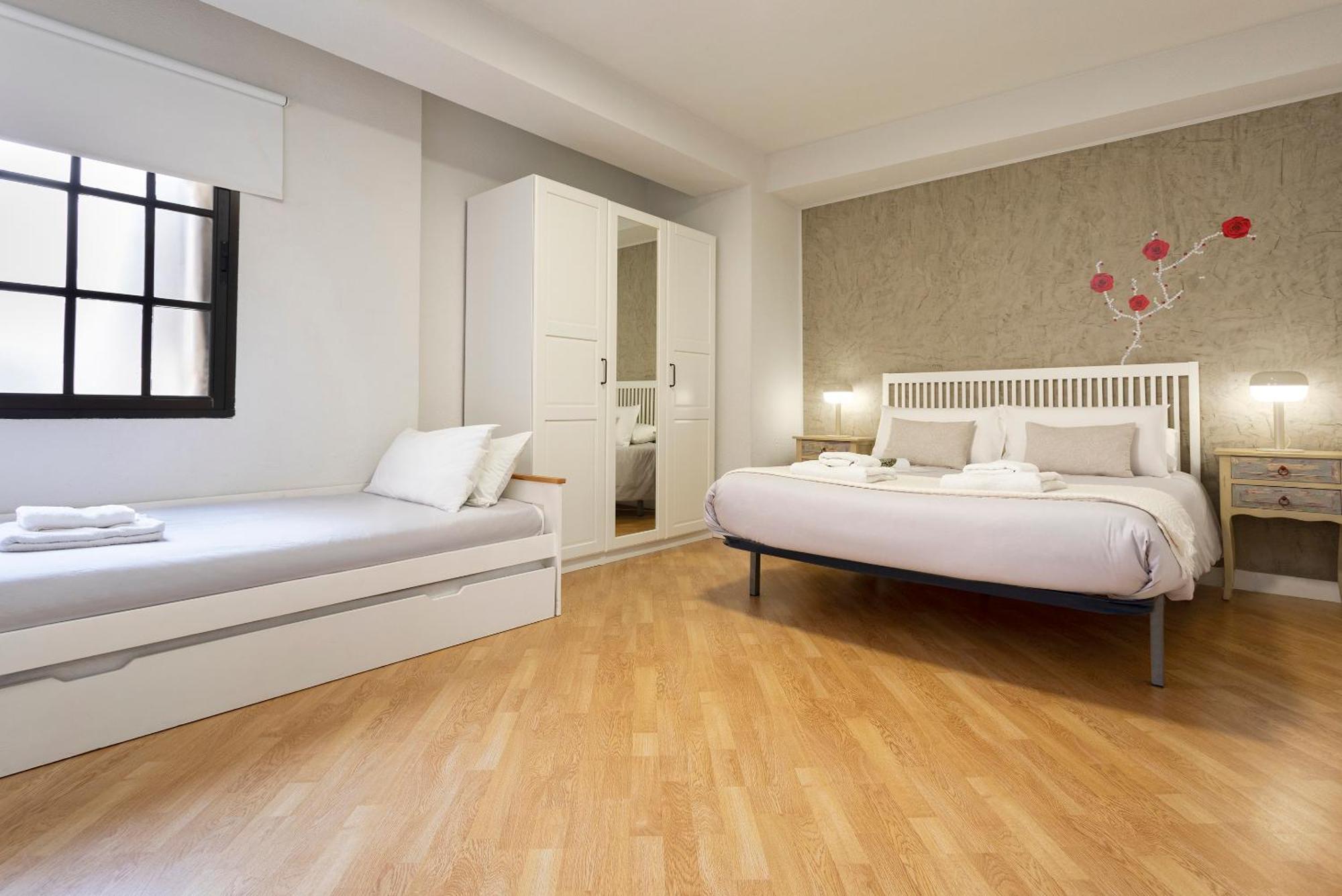 Coqueto Apartamento Junto A Calle Larios By Rent Me Málaga Extérieur photo